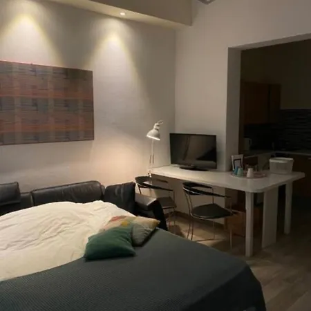 Ferienwohnung Cosy Modern Flat Private Patio Florenz Exterior foto